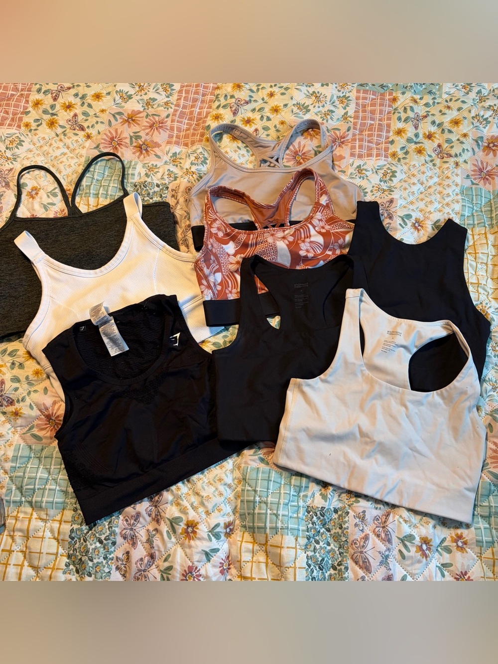 Sports Bra Bundle S-M: Girlfriend Collective/ VS/ Gymshark/ Aerie